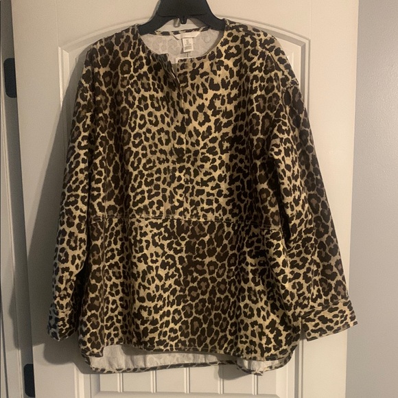 Leopard Print Long Sleeve Top - Picture 1 of 6